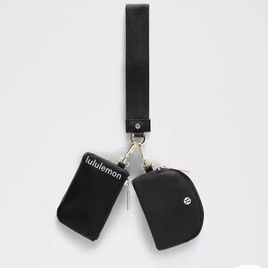 Lululemon Dual Pouch Wristlet. Black.
